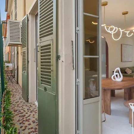 Renting - 8bonaparte - Architect Loft Luxury 4 Bedrooms View Place Du Pin Lägenhet *