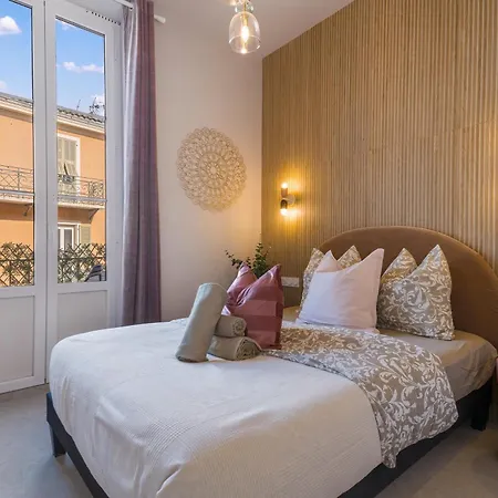Lägenhet Renting - 8bonaparte - Architect Loft Luxury 4 Bedrooms View Place Du Pin